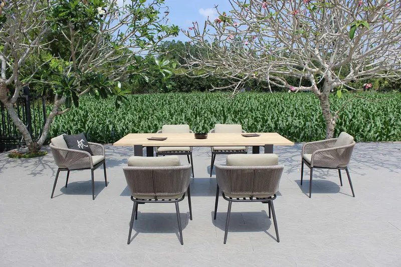 Luva 7-Piece Outdoor Dining Set 1
